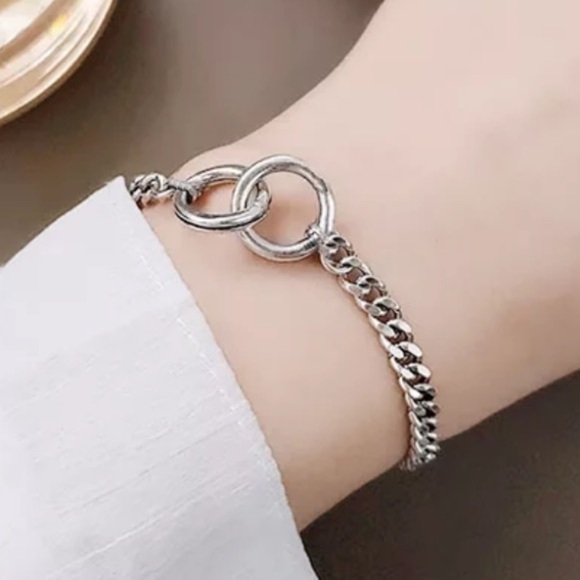 𝅺new Silver Double Circle Chain Bracelet - Picture 5 of 8
